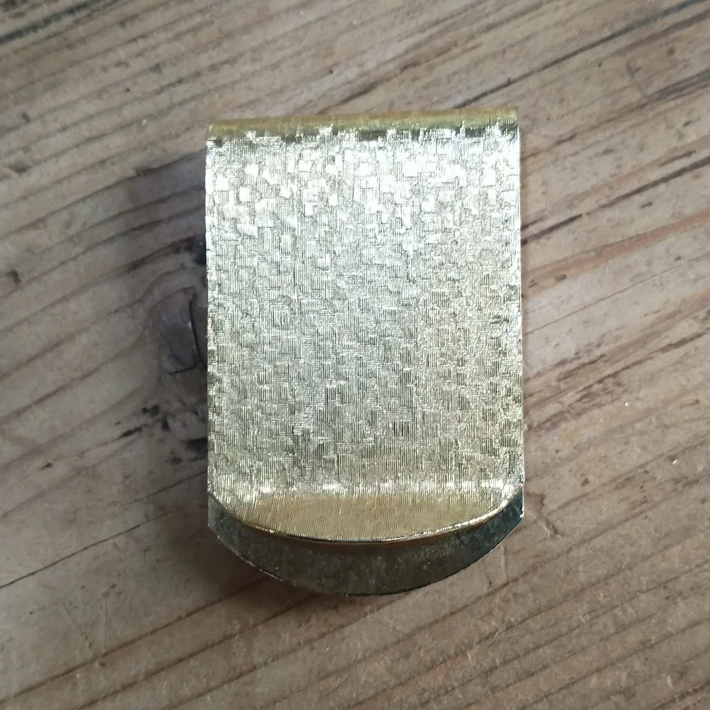 Bull money clip goldtone